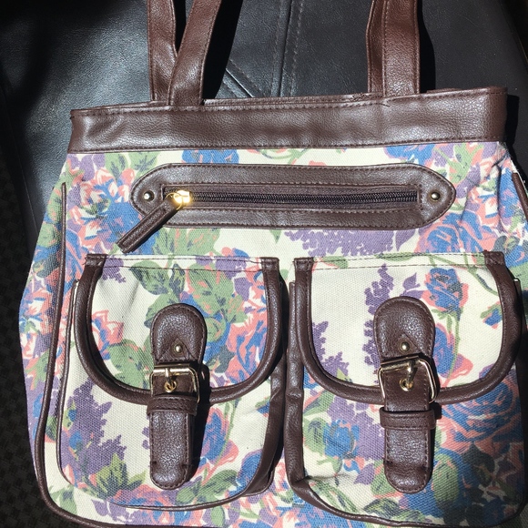 gold coast always in style purse